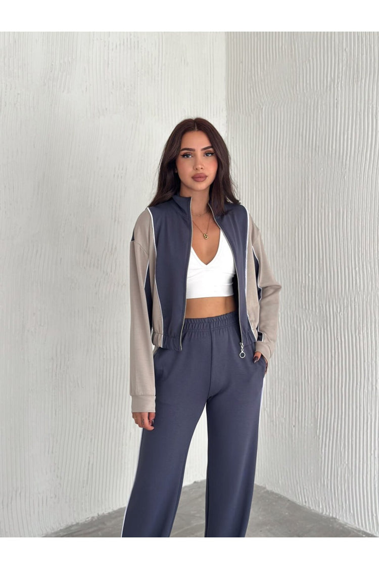 KADIN TREND EŞOFMAN TAKIMI DİK YAKA FERMUARLI BOL PAÇA YANLARI ŞERİTLİ AYSHO MODEL - FÜME-BEJ